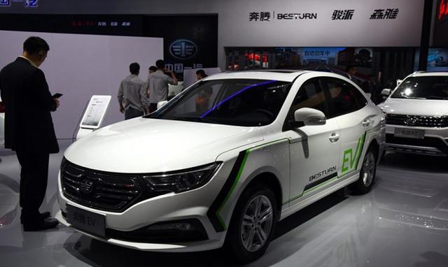 续航205公里，奔腾B30EV已到店，喜欢朋友准备好银子