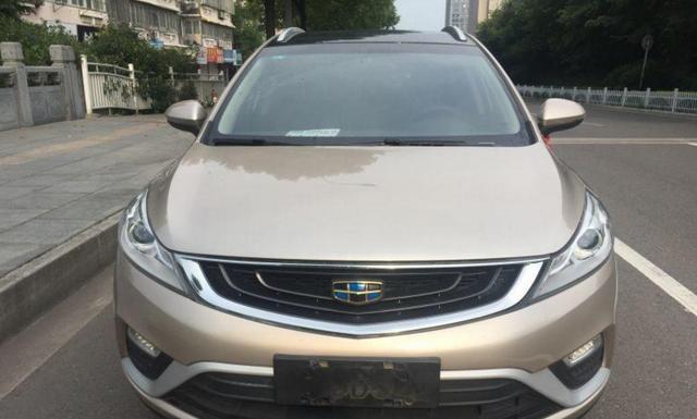 花11万元买辆吉利帝豪GS, 开了两周车主道出了心中的感受