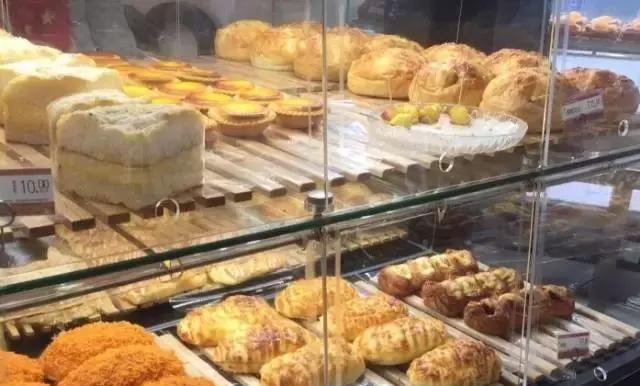话说昆明这8家面包店, 你更喜欢哪一家的?