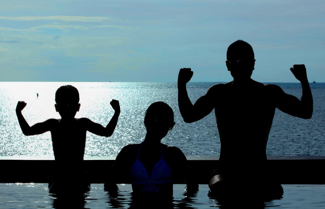 黄圣依和儿子相处尴尬 奶奶却实力宠孙 为安迪建游乐场建滑雪场!