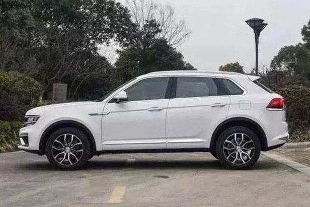 众泰真给力，10万就造国产“冠道”，比雷克萨斯嚣张，哈弗都服了