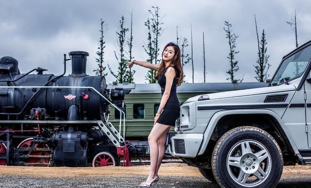 山东美女与奔驰大G 邂逅美丽的五莲山 打开车门霸气开始!