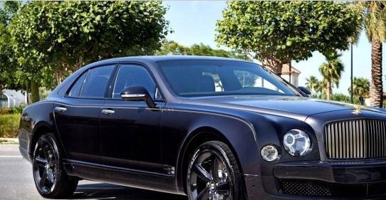 宾利慕尚新推镀金汽车, 全球仅20辆, 土豪们花重金买来收藏