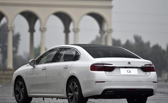 十年前卖60万，十年后仅20万，全进口小牛皮座舱，性价比远超迈腾