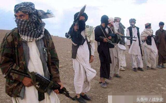 当美军狙击手遭遇塔利班伏击,真实的阿富汗战