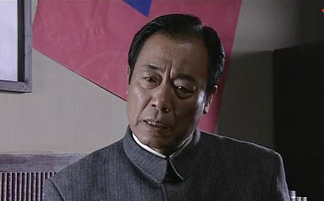 《潜伏》中诗句“独照峨眉峰”究竟是不是杜撰？