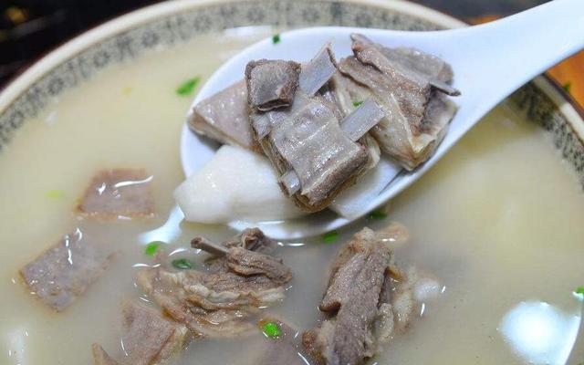 山药炖羊肉