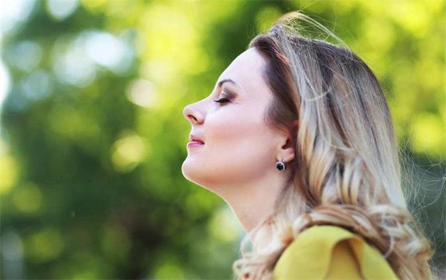 更年期这三种病,竟是气出来的!3句话教你做佛