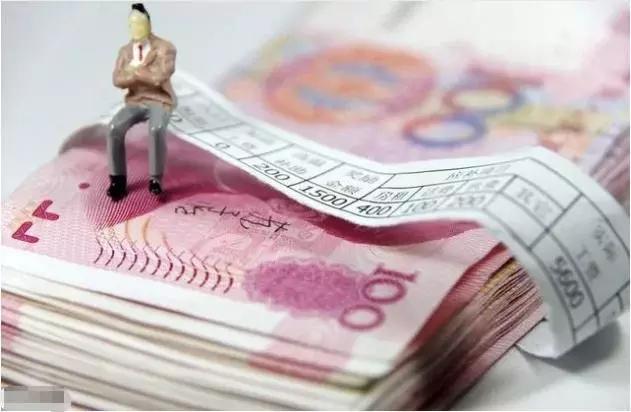 2018公务员改革:取消津贴补贴,绩效、年终奖都