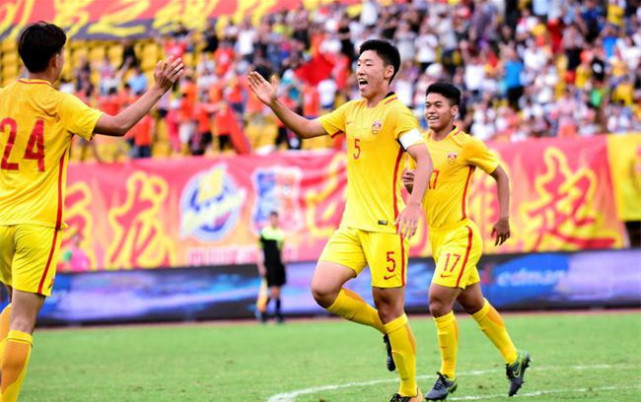 中国足球未来希望:U19国青两战世界劲旅狂轰