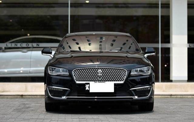 碾压奥迪A6L, 比宝马3系更有气势, 按键挂挡配2.0T, 只卖28万