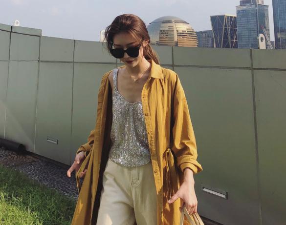 小静婉微博晒美照,优点缺点都很明显,网友:最