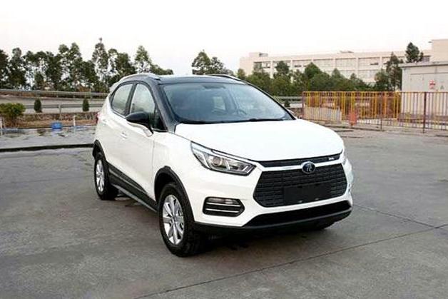 比亚迪唐嫌贵？这车6万，颜值不输宝骏510，又是一辆爆款