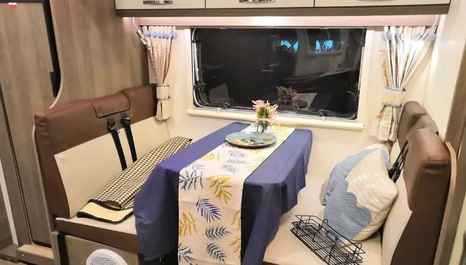 奇瑞房车头次亮相,内饰高端奢华上档次,很遗憾