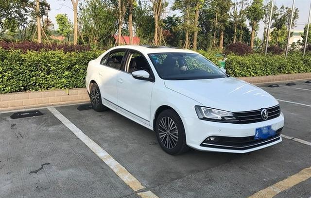 90后的我随了大潮，秒选速腾，下面是提车作业