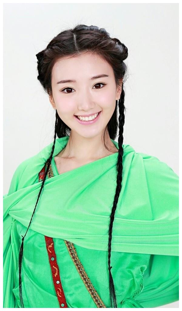 穿绿衣最美的5大古装女星，杨幂垫底，赵丽颖第3，第一美到极致