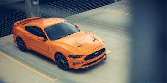 V8+10AT+售价不到60万,新款福特Mustang到底有多“诱人”!