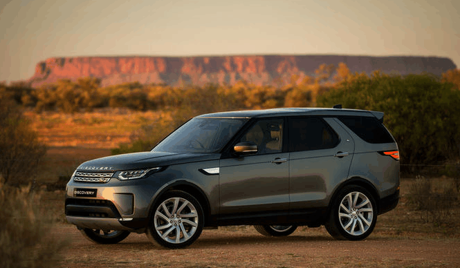 2018款路虎发现拉121吨公路坦克, 跟玩一样