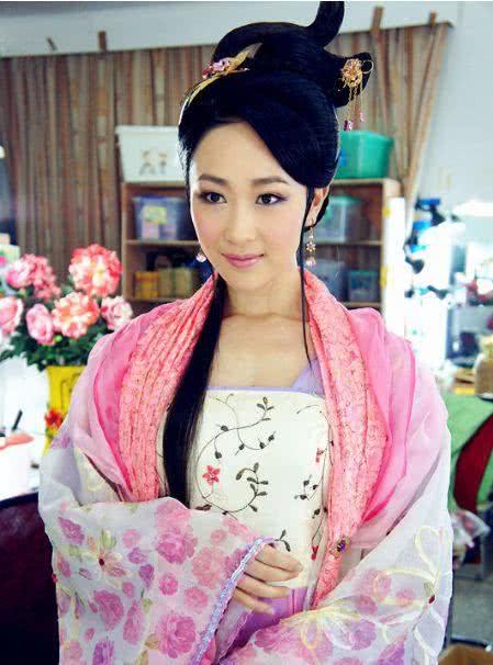 活佛济公隐藏的8位美人,白灵第四,胭脂最美,最受关注的却是她