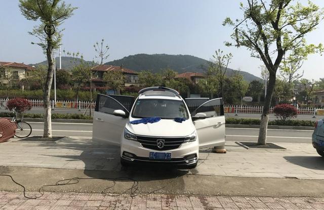 神车家用宝骏730，我在秋名，山等你漂移