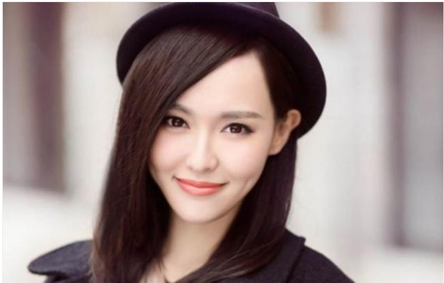 曾经女扮男装的女星,杨幂的最帅气,她的装扮最