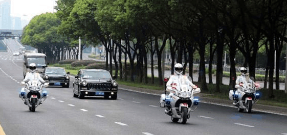 500万红旗L5现身上海! 500亿没白花!