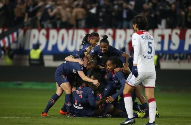 法甲女足迎来一场巅峰对决