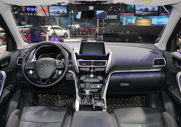 三菱全新SUV奕歌开启预售，仅售14-19万元！