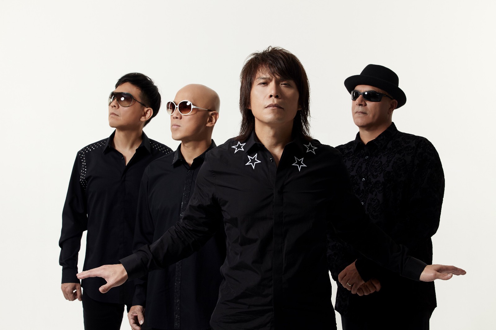 伍佰巡演6月23日北京将开唱 用摇滚经典“全面对决”