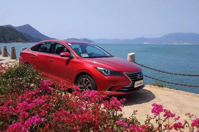 自主紧凑级轿车大佬换代！同价位还真没几个对手！