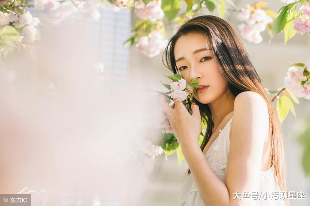 白羊女单纯又开朗,a水瓶的水瓶很容易暗恋性格,不乏大量的吸引者哦.男人座异性的情感图片