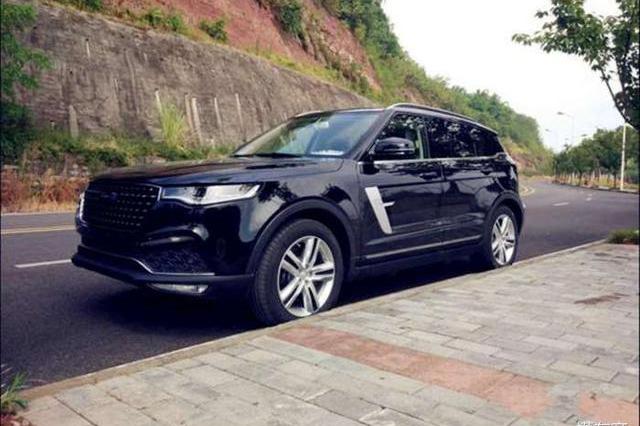 车身重1.8吨油耗8L，这国产车比途观漂亮，仅10万