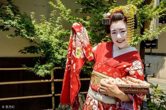 听说有很多中国人去日本旅游或移民,你怎么看