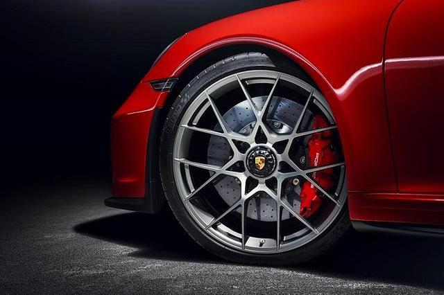 巴黎车展：保时捷今年大玩复古风，却美到令人留口水了