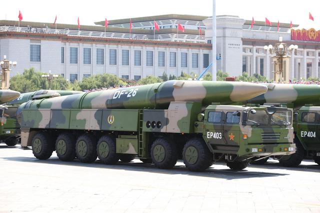 中国火箭军再添一大杀器,美国:航母只能被迫