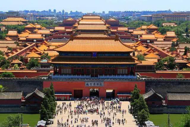 据说紫禁城有房间9999间半,终于找到了那个半间房