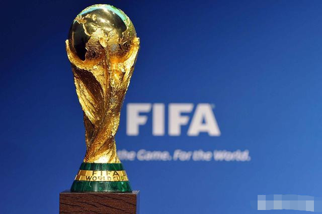 世界杯东道主和卫冕冠军都不用踢预选,后来为