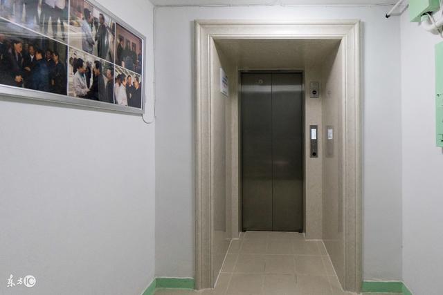 买房, 两梯三户, 该选中间户, 还是东西户?