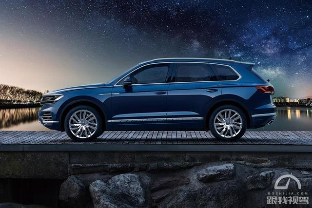 添越 卡宴 Q7 Urus的兄弟车型 详解全新一代途锐