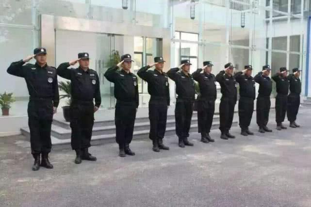为什么富士康保安都不会当普工?权力有多大?老员工说出实情