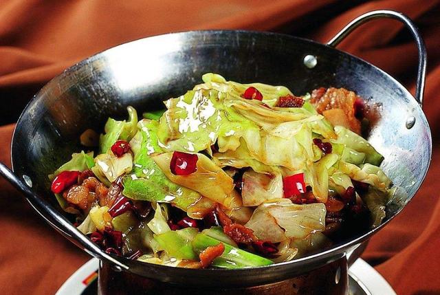 做干锅包菜,别直接下锅炒