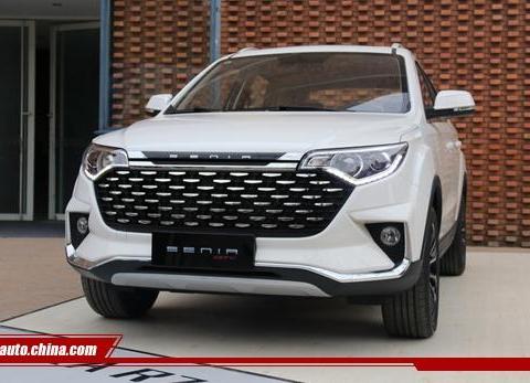 年轻更具活力 一汽森雅 SENIA R7C实拍解析