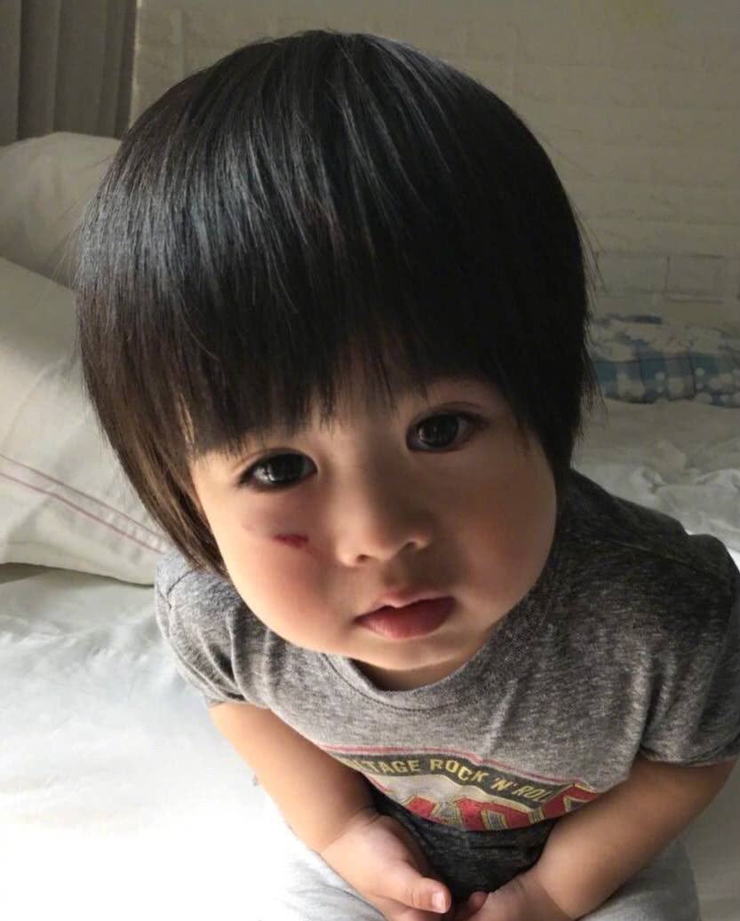 林志颖晒双胞胎儿子体重,一样的食量和生活作