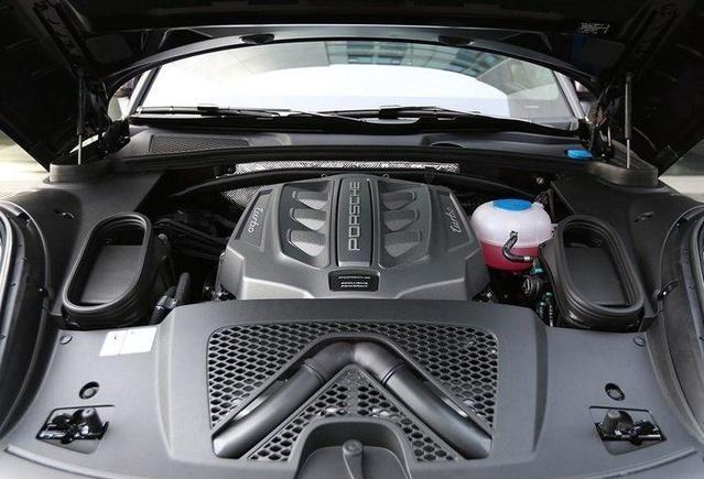 保时捷改款后颜值逆天, 傻子才买保时泰!