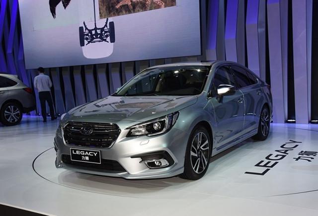 车长4米8, 纯进口配四驱, 关键和迈腾一个价, 还买啥凯美瑞