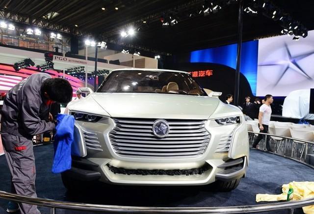 车身5米2, 四驱配2.0T, 卖15万, 瞧不起汉兰达!