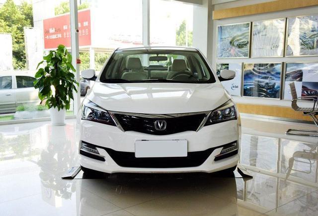 5万起, 配1.0T, 油耗仅5L, 上班家用都合适