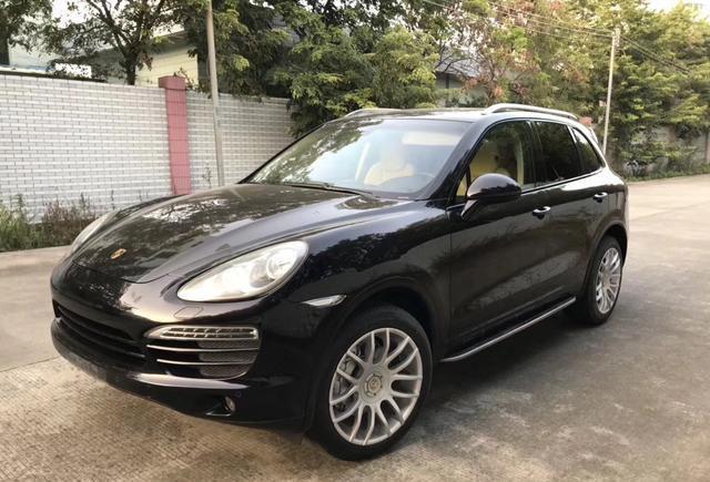 保时捷卡宴落地178万, 如今仅售28万绰号陆地小飞机