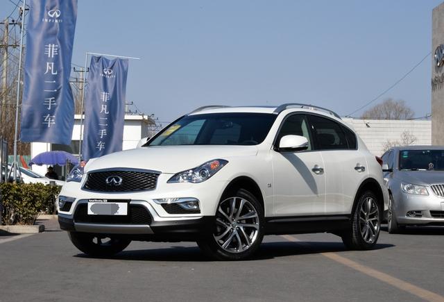 英菲尼迪Q50L16款2.0T舒适版30万起, 时尚有个性!