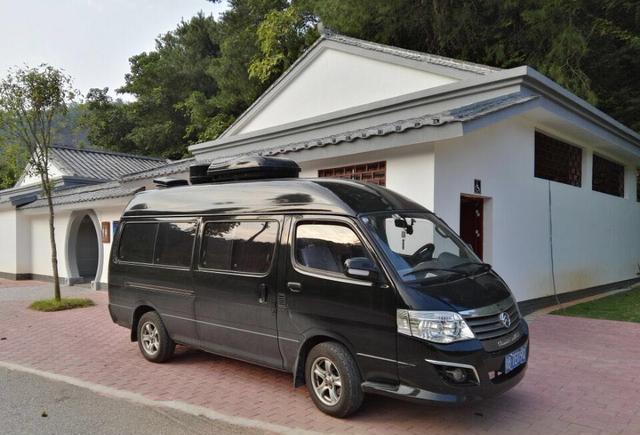 全新金旅海狮房车,还配独立卫生间!